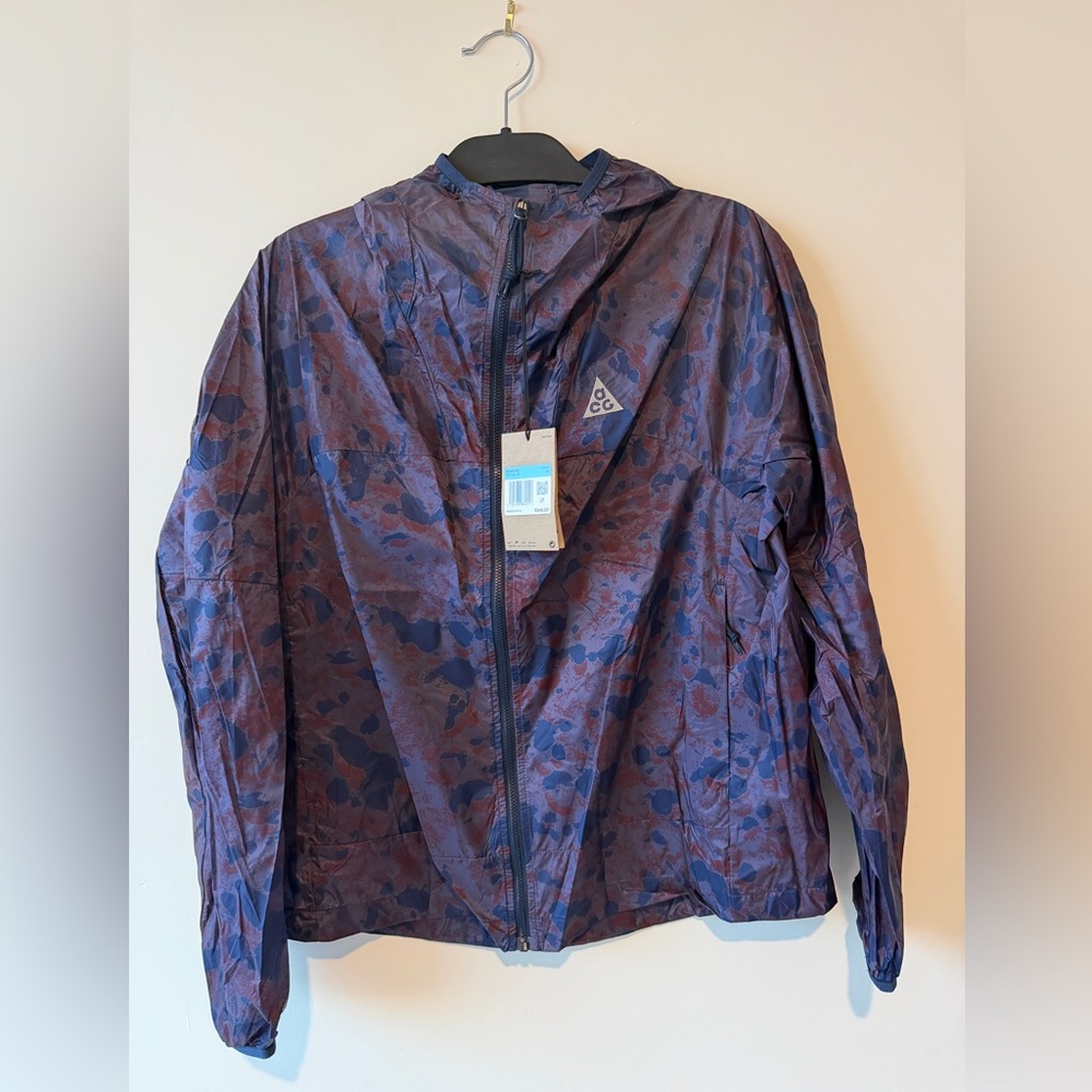Nike ACG Thin Shell Jacket in Blue and Purple Print, NWT
